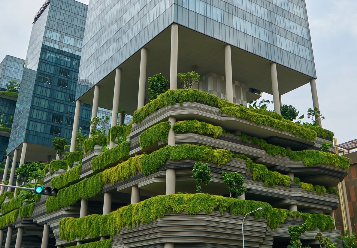 綠建築標章指消耗最少地球能源及資源，製造最少廢棄物，具有生態、節能，健康特性與減廢的建築物。